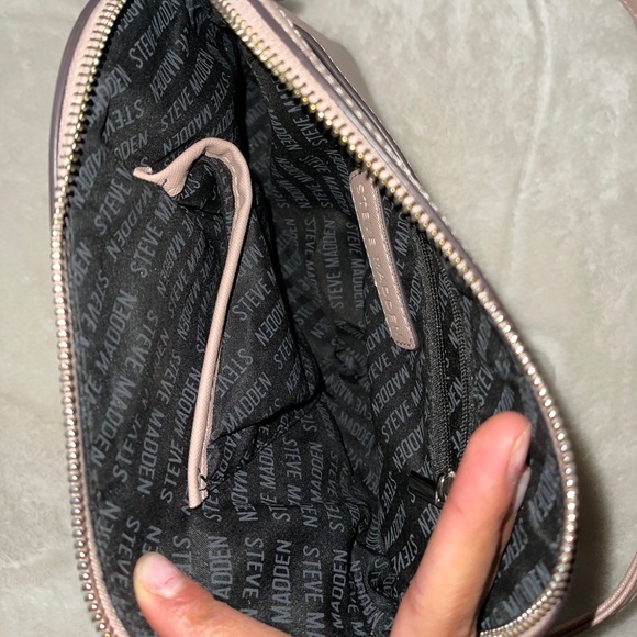 STEVE MADDEN crossbody purse - Picture 4 of 4
